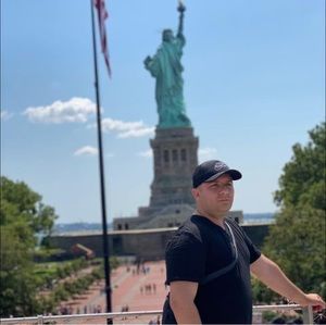 Meet your Posher, Samy